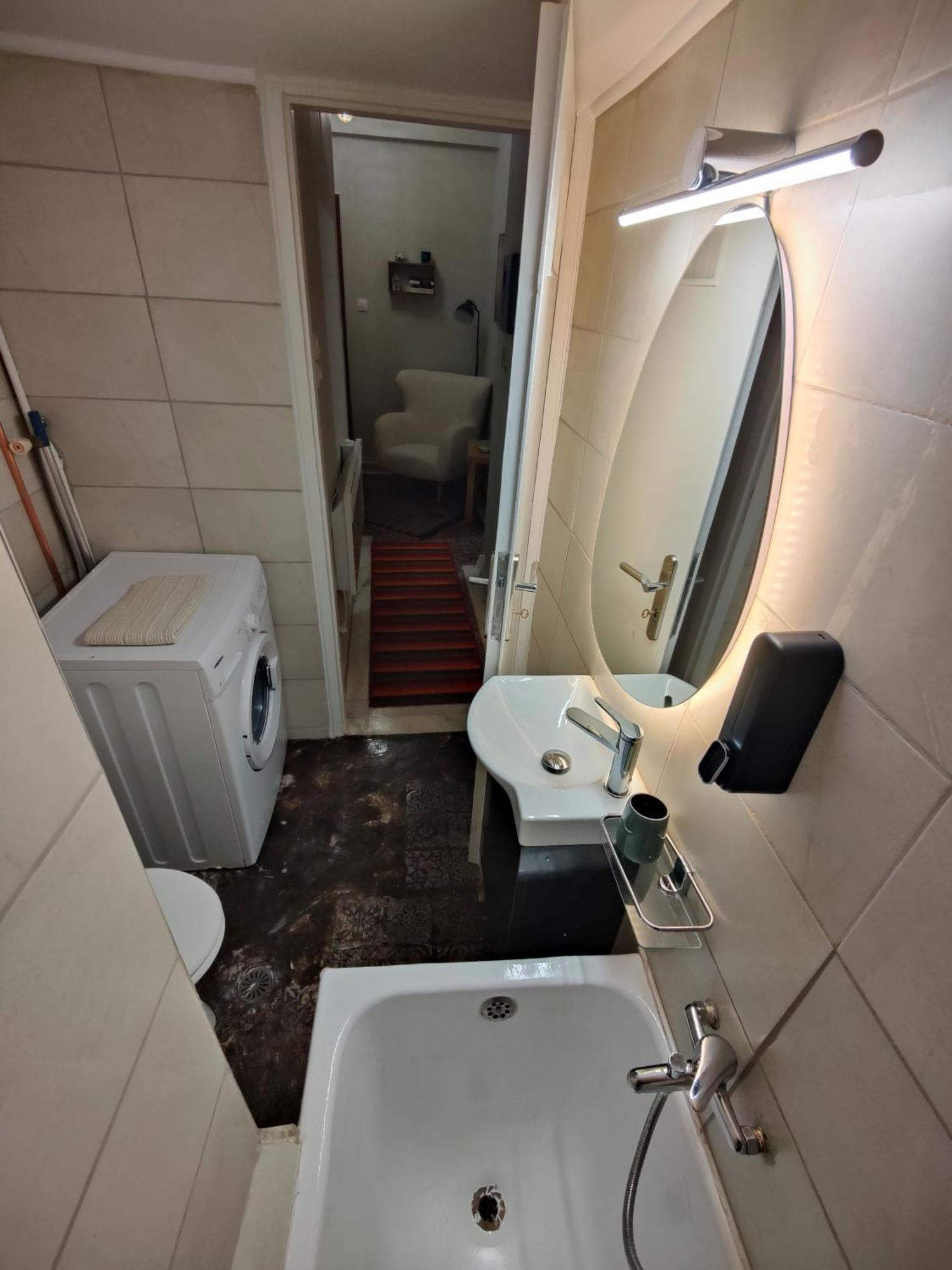 Σπίτι Για Δυο Στο Κέντρο Της Αθήνας Apartment ภายนอก รูปภาพ